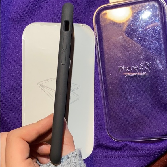 Iphone 6s Silicone Case for Sale - Picture 4 of 4
